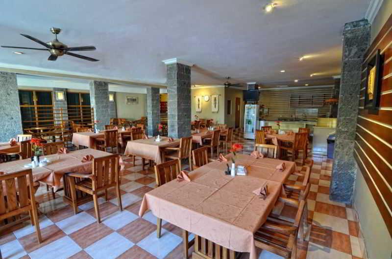 Rosani Hotel Kuta Lombok Extérieur photo