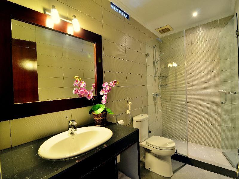 Rosani Hotel Kuta Lombok Extérieur photo