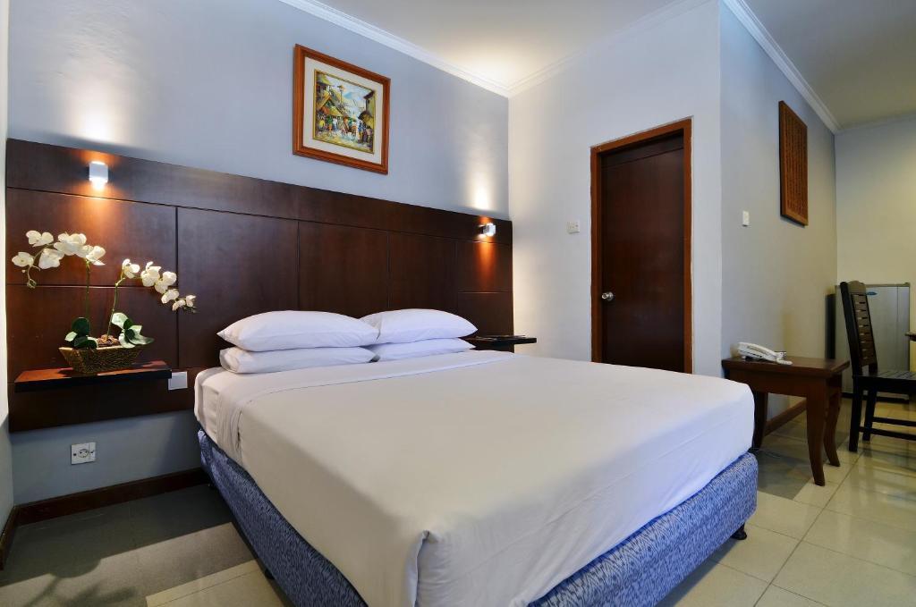 Rosani Hotel Kuta Lombok Extérieur photo
