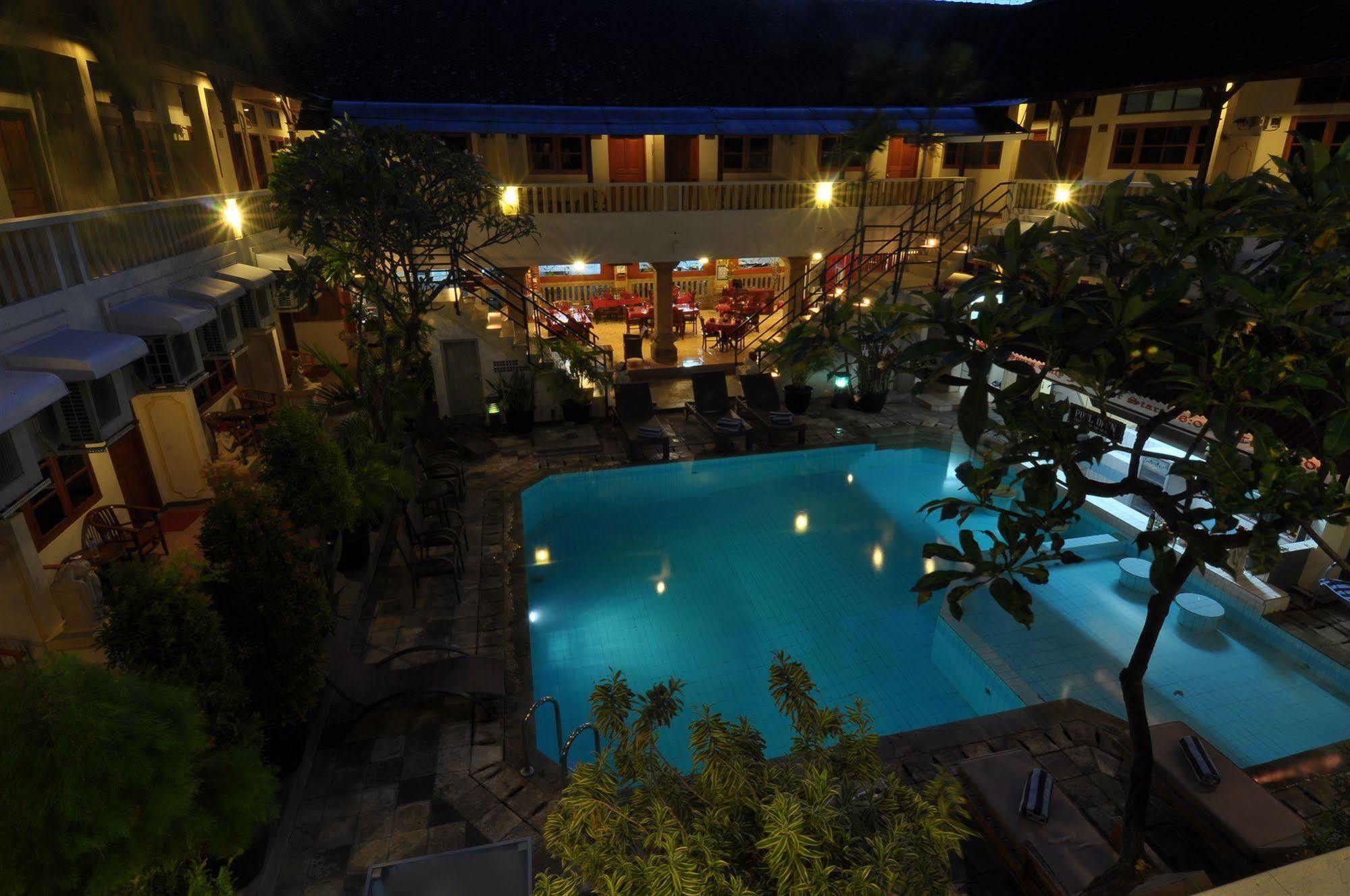 Rosani Hotel Kuta Lombok Extérieur photo