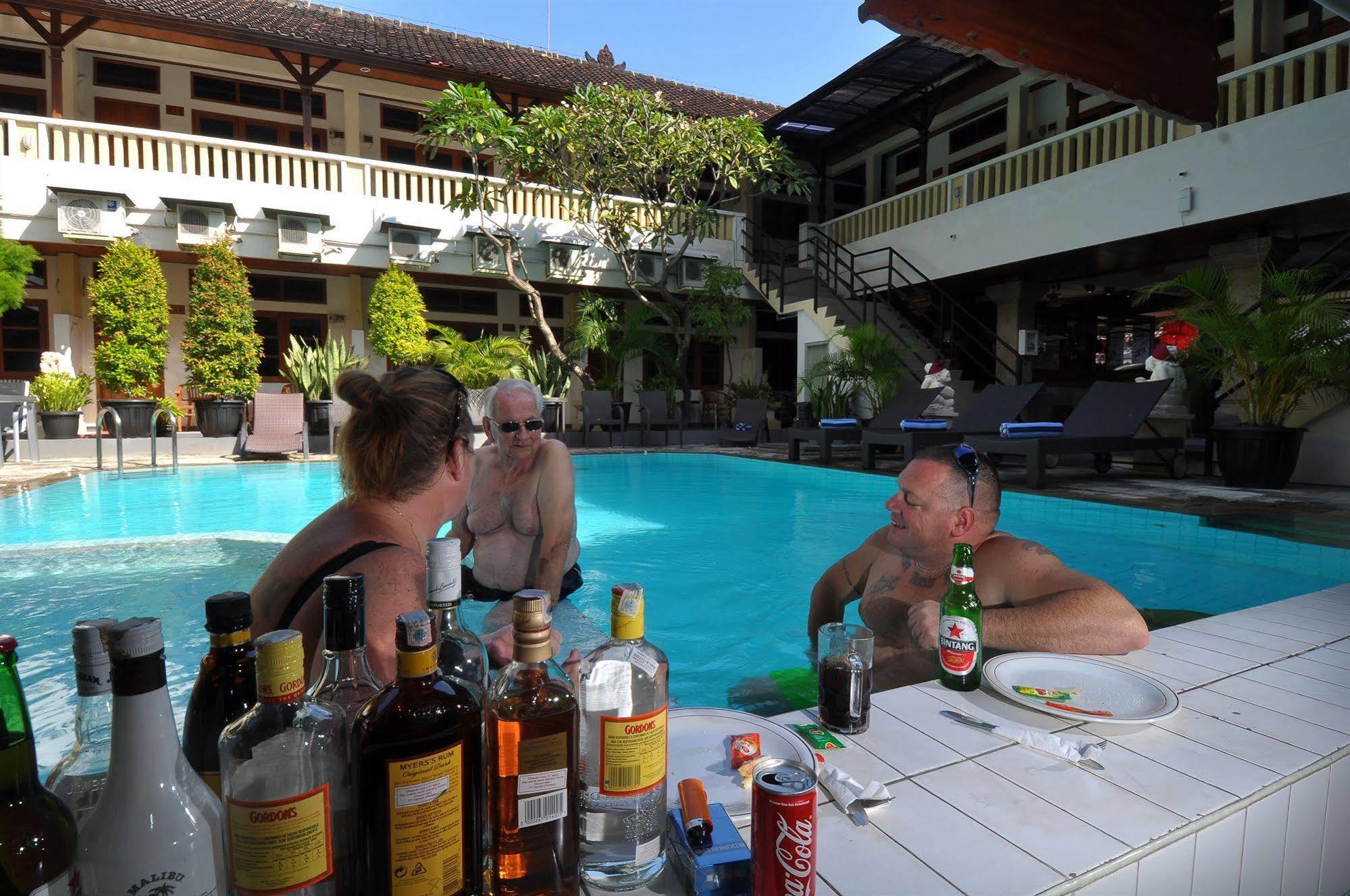 Rosani Hotel Kuta Lombok Extérieur photo